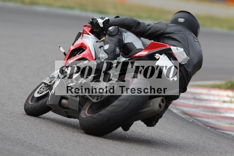/Archiv-2022/46 29.07.2022 Speer Racing ADR/Gruppe gelb/backside
